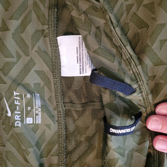 Nike Green Leggings - Picture 2 of 2